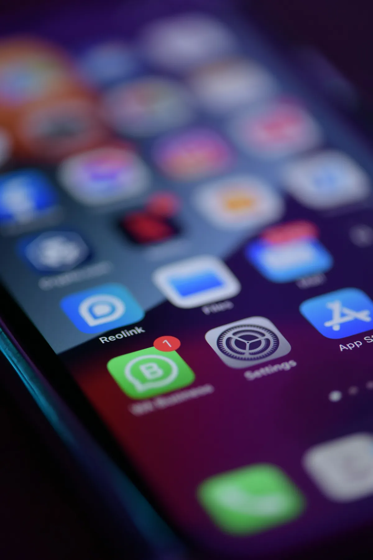 Imagen destacada del artículo: Cómo Enviar Mensajes Masivos por WhatsApp Business en México (Guía 2026)